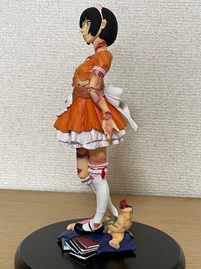 ゾンビーガール　ポリストーンフィギュア ジャンク品