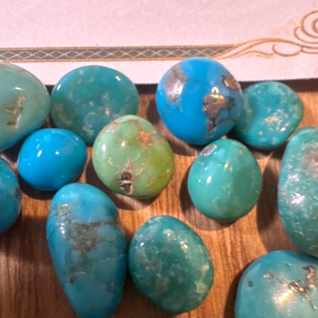 キャッスルドームターコイズ　ルース 約20個 証明書付き