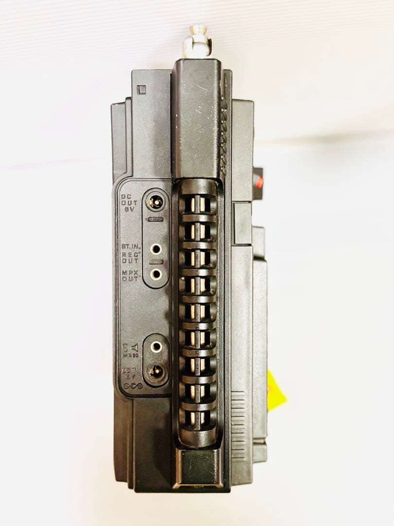 d*3様 希少 ナショナル：パナソニック ラジオ クーガ RF-877