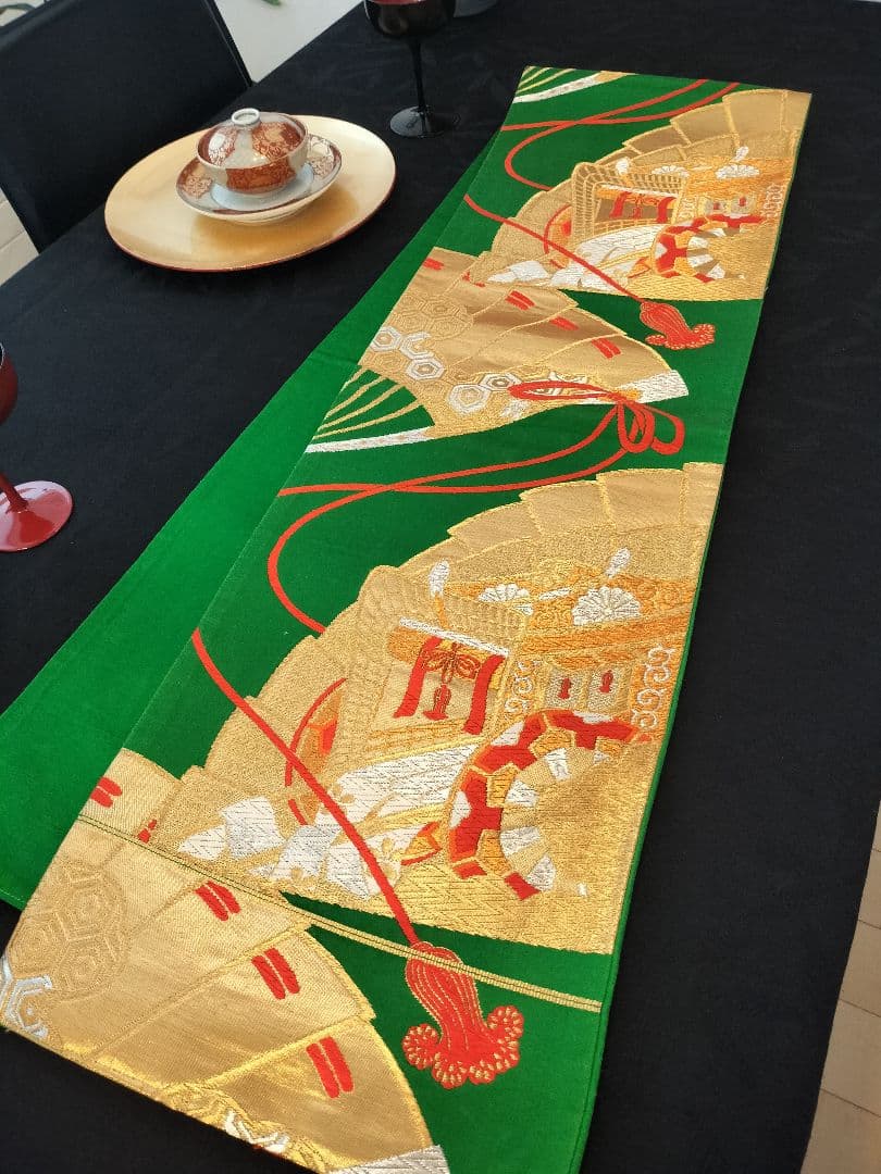 A905★高級‼️豪華刺繍‼️袋帯テーブルランナー2m