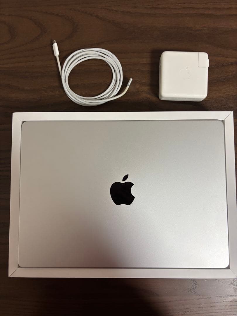 14インチ macbook pro m1 32GB SSD512GB シルバー