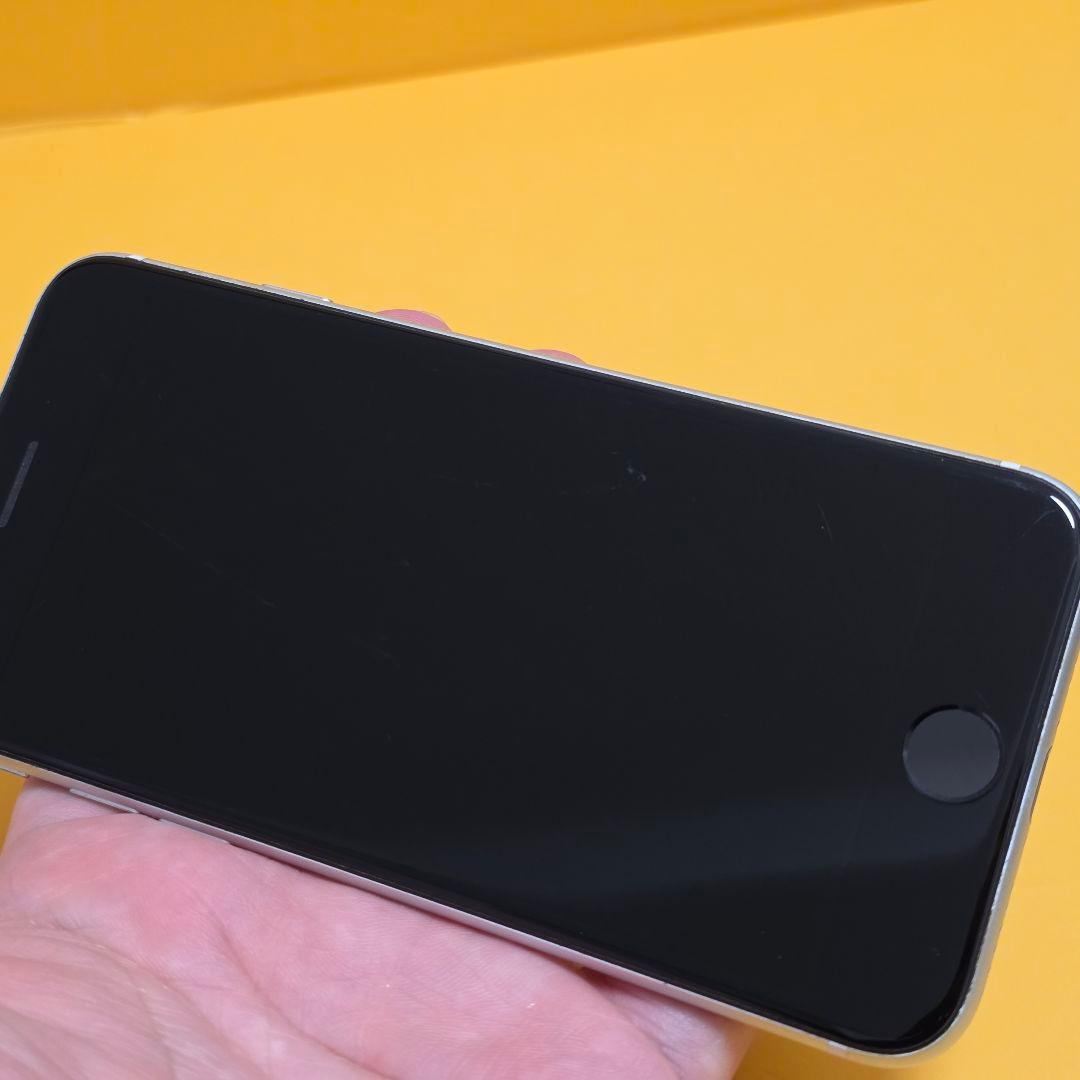 iPhone SE2(第2世代) 64GB｜24時間以内発送#569