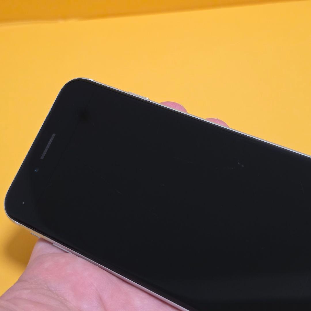 iPhone SE2(第2世代) 64GB｜24時間以内発送#569