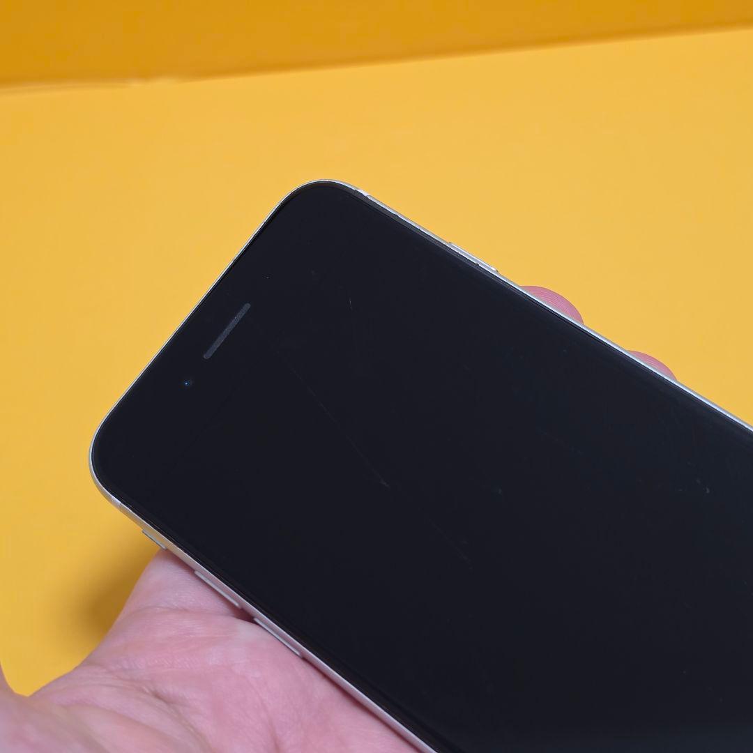 iPhone SE2(第2世代) 64GB｜24時間以内発送#569