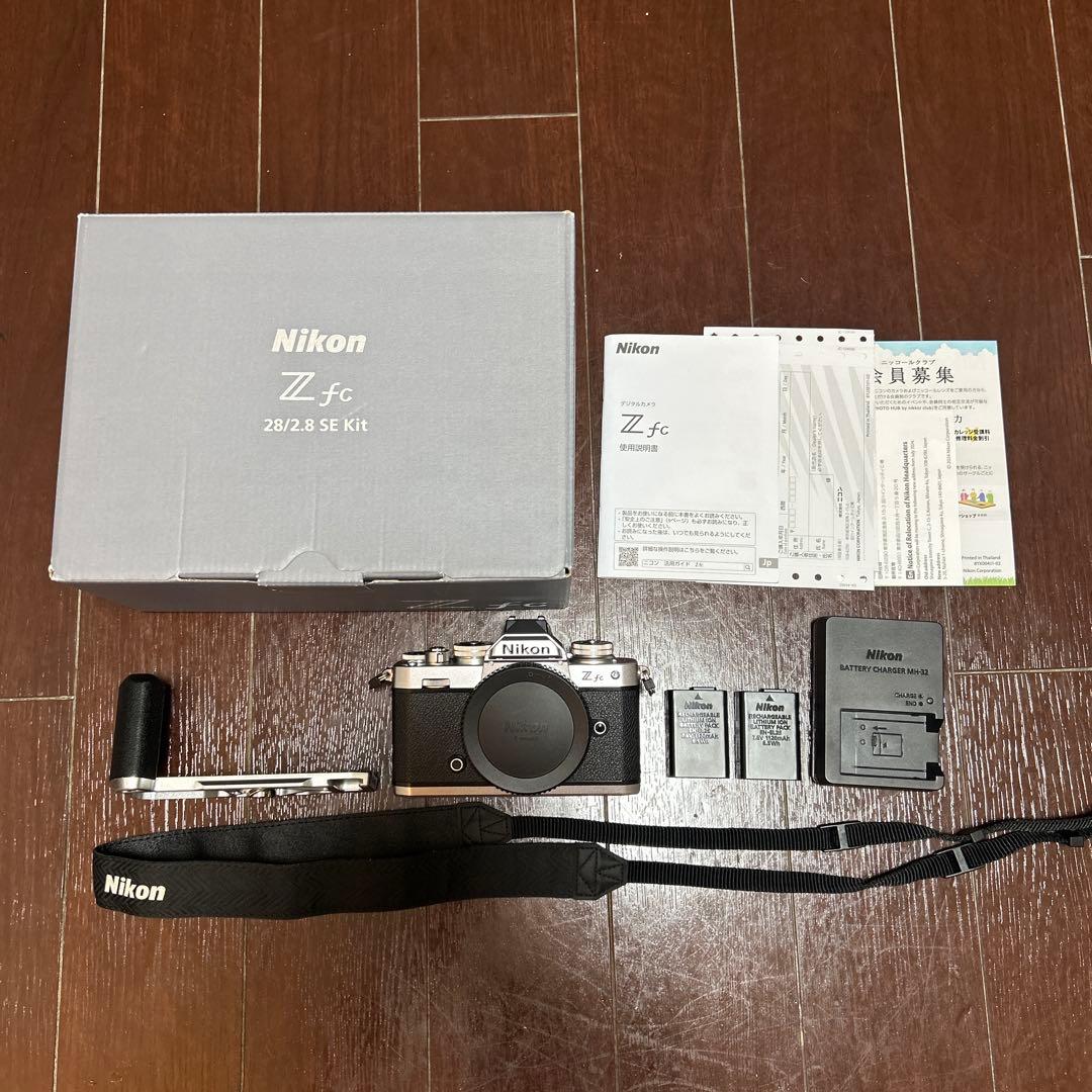 Nikon Zfc ボディ