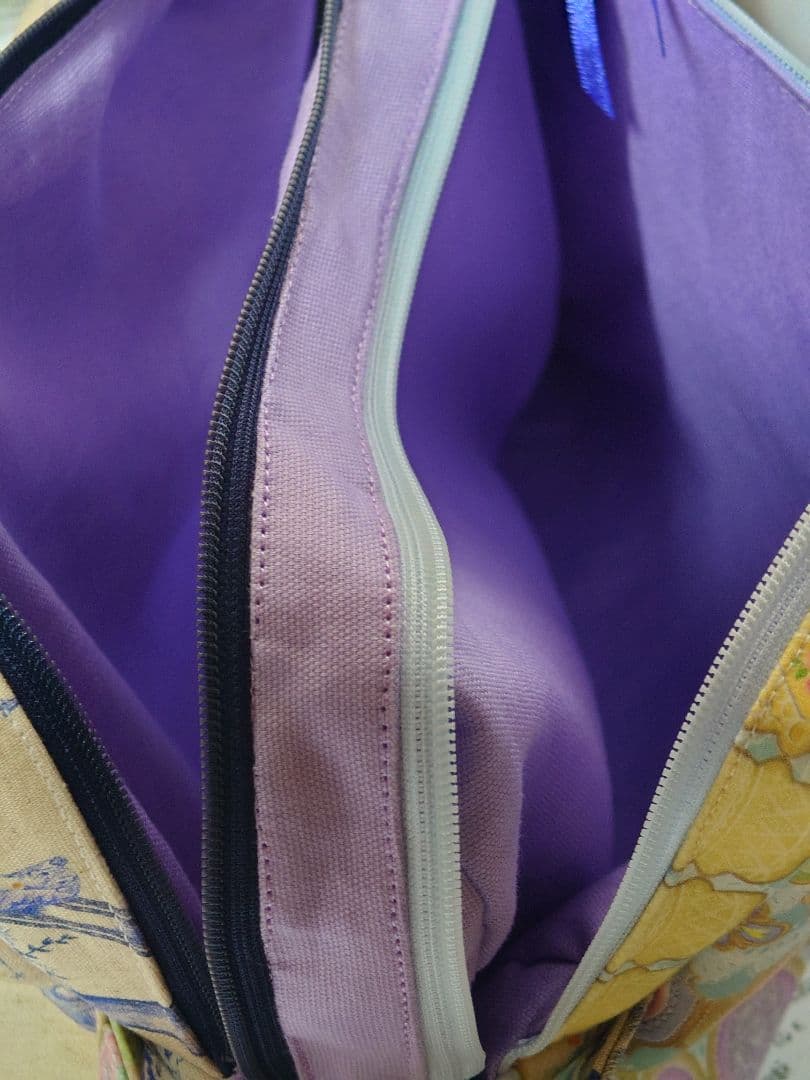 ユキエモン柄　オーダー　ダブルファスナーポーチ　オムツポーチ　スクエアポーチ