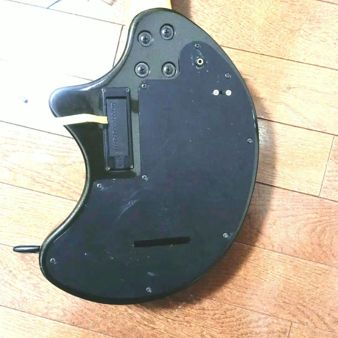 進化型FERNANDES ZO-3芸達者音色切替で目玉が赤～青色ヘッドフォン可能