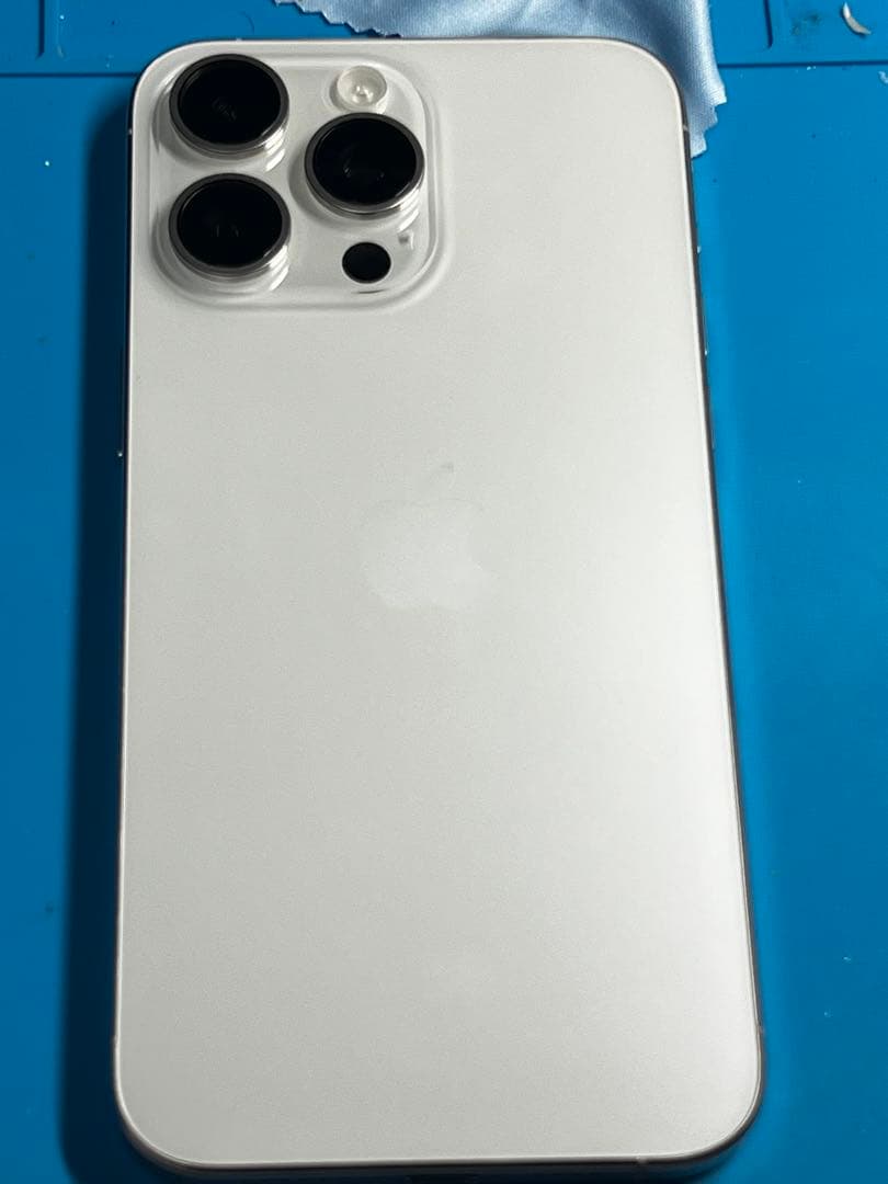 iPhone 15 Pro Max 256GB 美品　 バッテリー100%