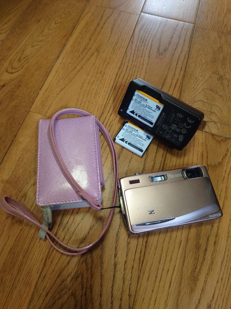 FUJIFILM　FINEPIX　Z950EXR