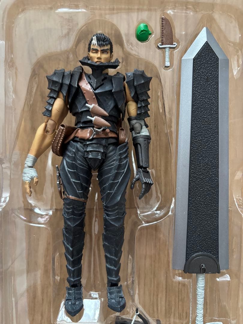 ベルセルク　S.H.Figuarts ガッツ（狂戦士の甲冑）　フィギュアーツ