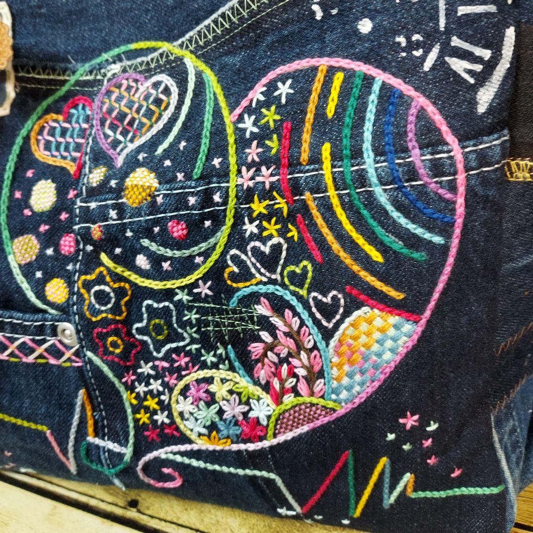 刺繍デニムバックNo.682　デニムリメイク　チューリップバック　サイドポケット