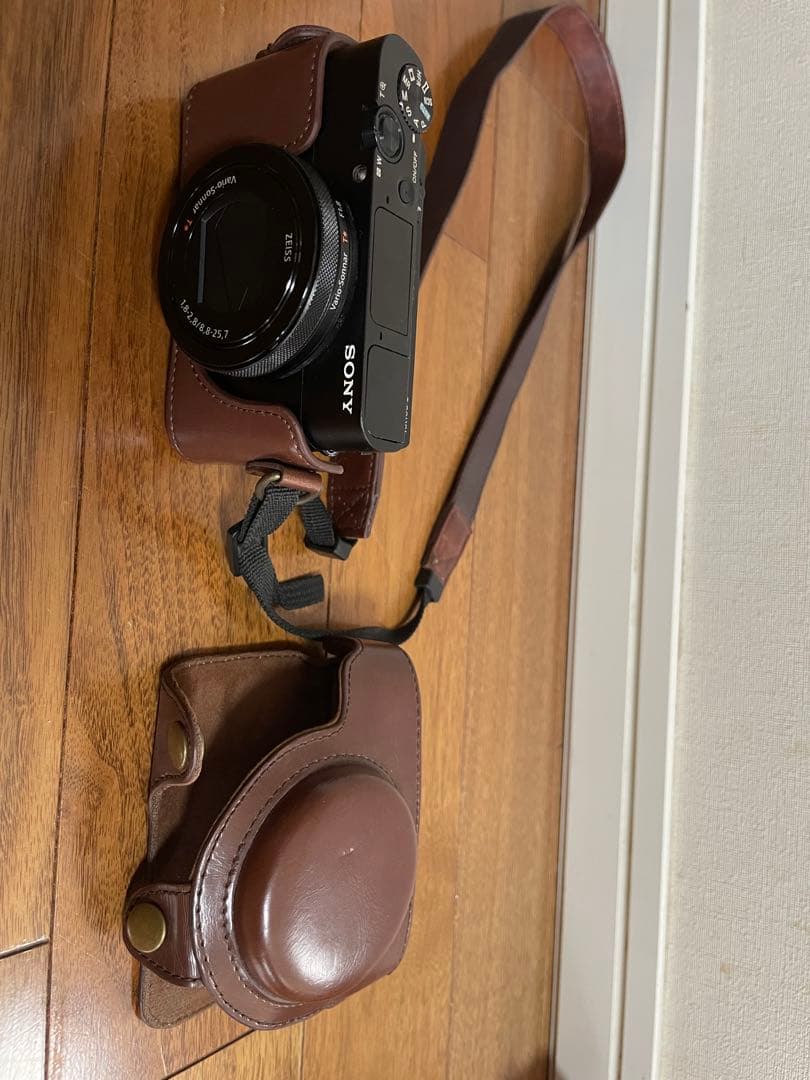 SONY コンパクトデジカメ DSC-RX100M5