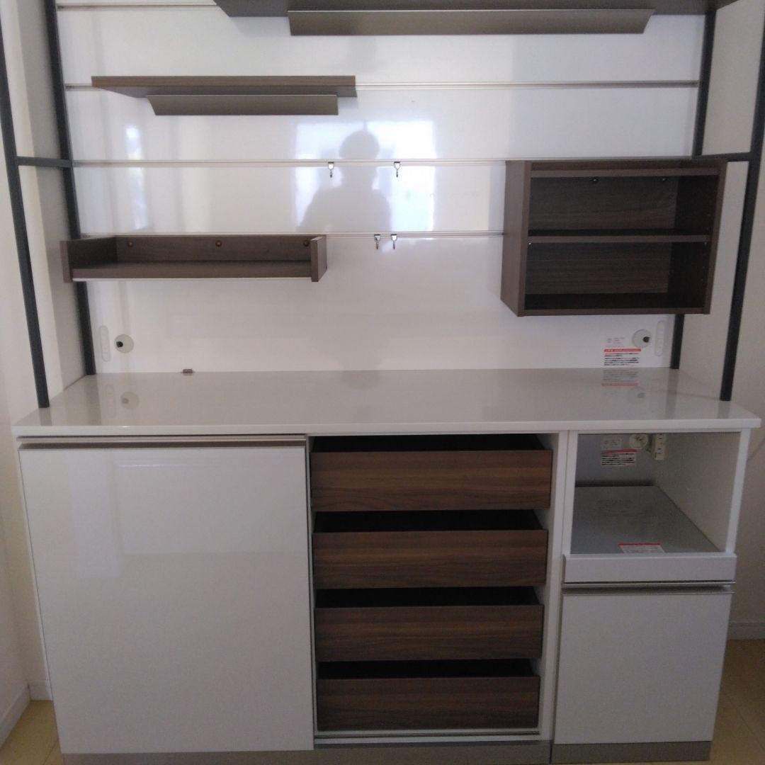 綾野製作所キッチンキャビネット