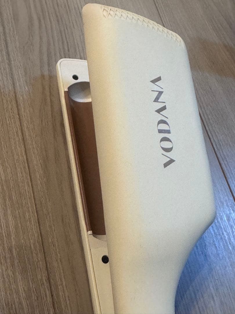 箱、説明書付き【VODANA/ボダナ】トリプルフローウェーブアイロン 32mm