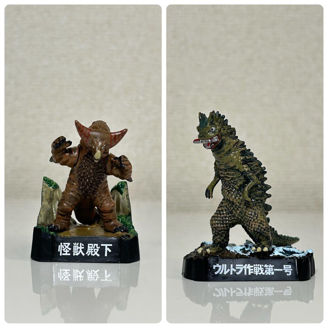 d*7様 ウルトラ怪獣名鑑　昭和レトロ　ジオラマ台座付き　28体まとめ売り