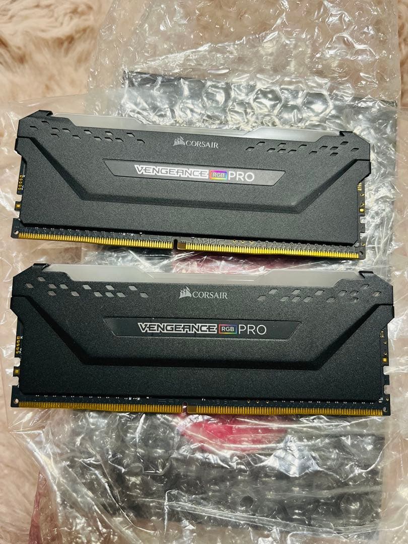 メモリー CORSAIR VENGEANCE RGB PRO 16GB DDR4