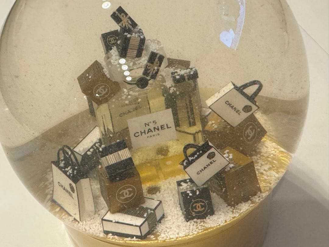 美品　CHANEL スノードーム ノベルティ