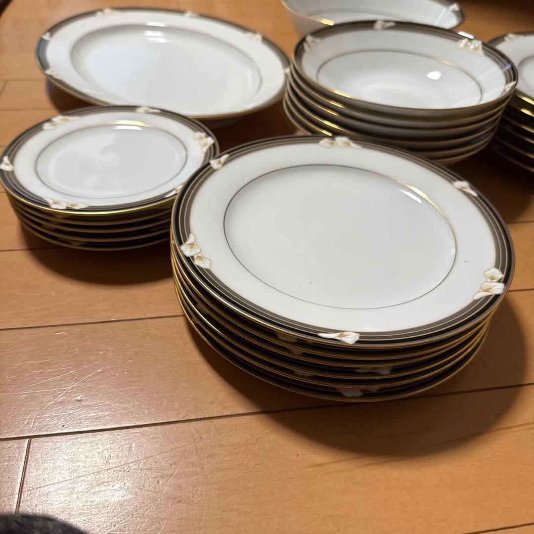 ノリタケの「エリントン (Ellington)」シリーズの食器