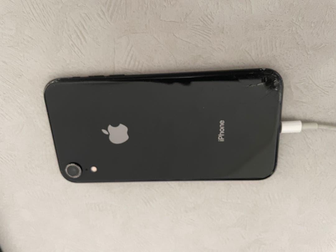 iPhone XR 64GB simフリー