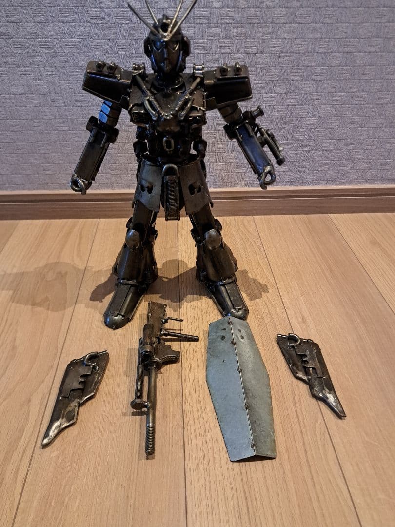 廃材　メタルアート　ガンダム　鉄　アイアンアート