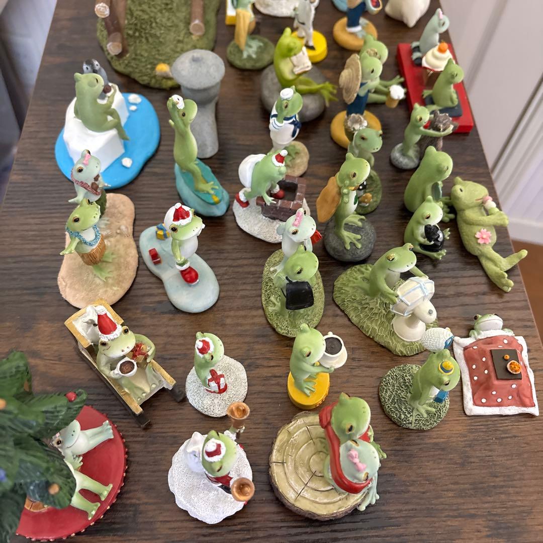 カエルの陶器置物セット 約48点