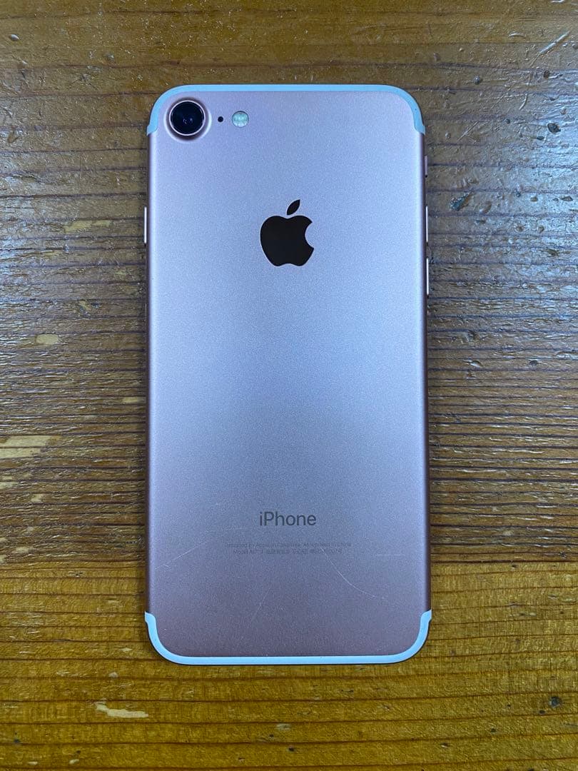 iPhone 7 Rose gold 32GB SIMフリー