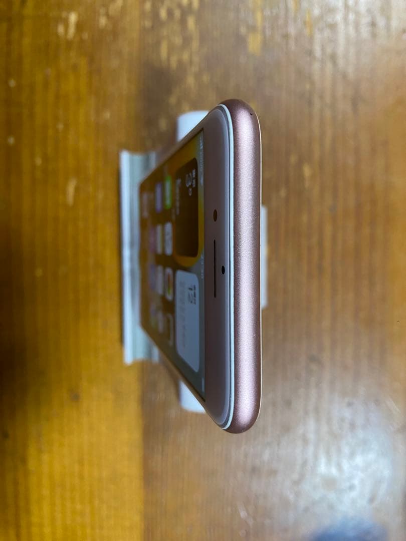 iPhone 7 Rose gold 32GB SIMフリー