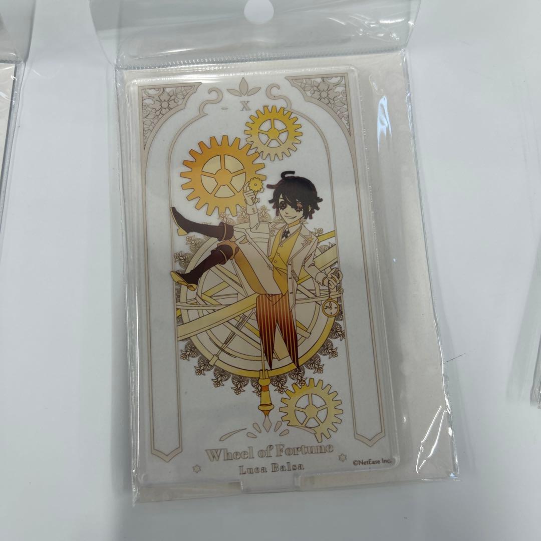 Identity V アルカナシリーズ　トレーディングカード＆缶バッジ+アクスタ