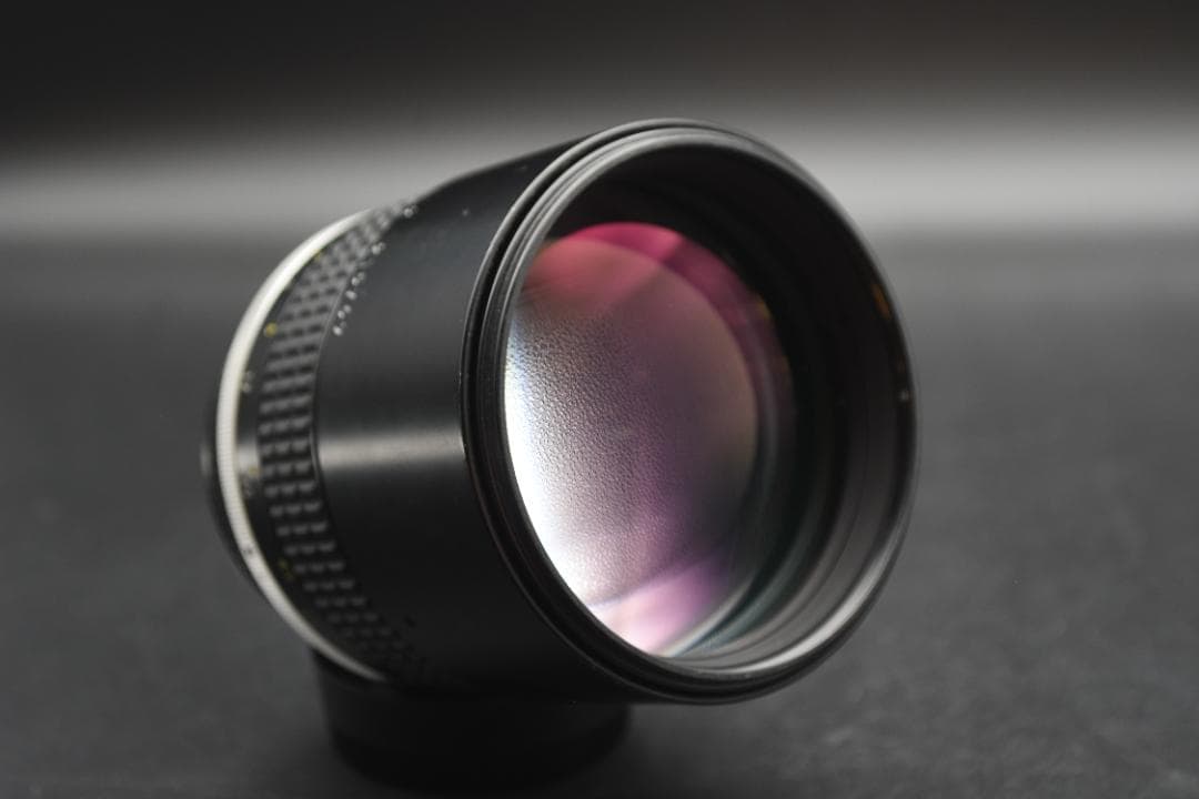 Nikon ニコン Nikkor Ai-s 135mm f2