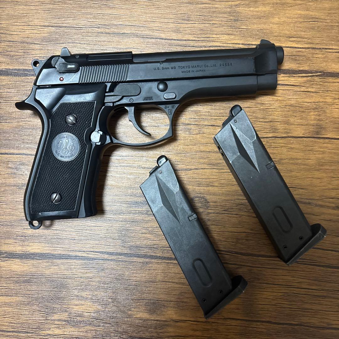 【値下げ○】東京マルイ M92F ガスガン 予備マガジン付き