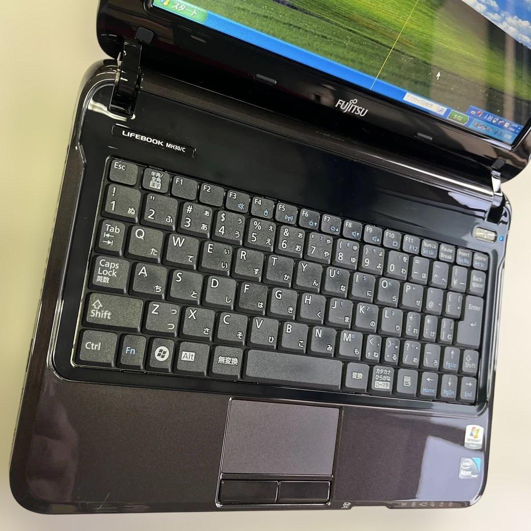 ☆格安美品☆WindowsXP☆長時間バッテリー付き10.1型小型ノートPC☆