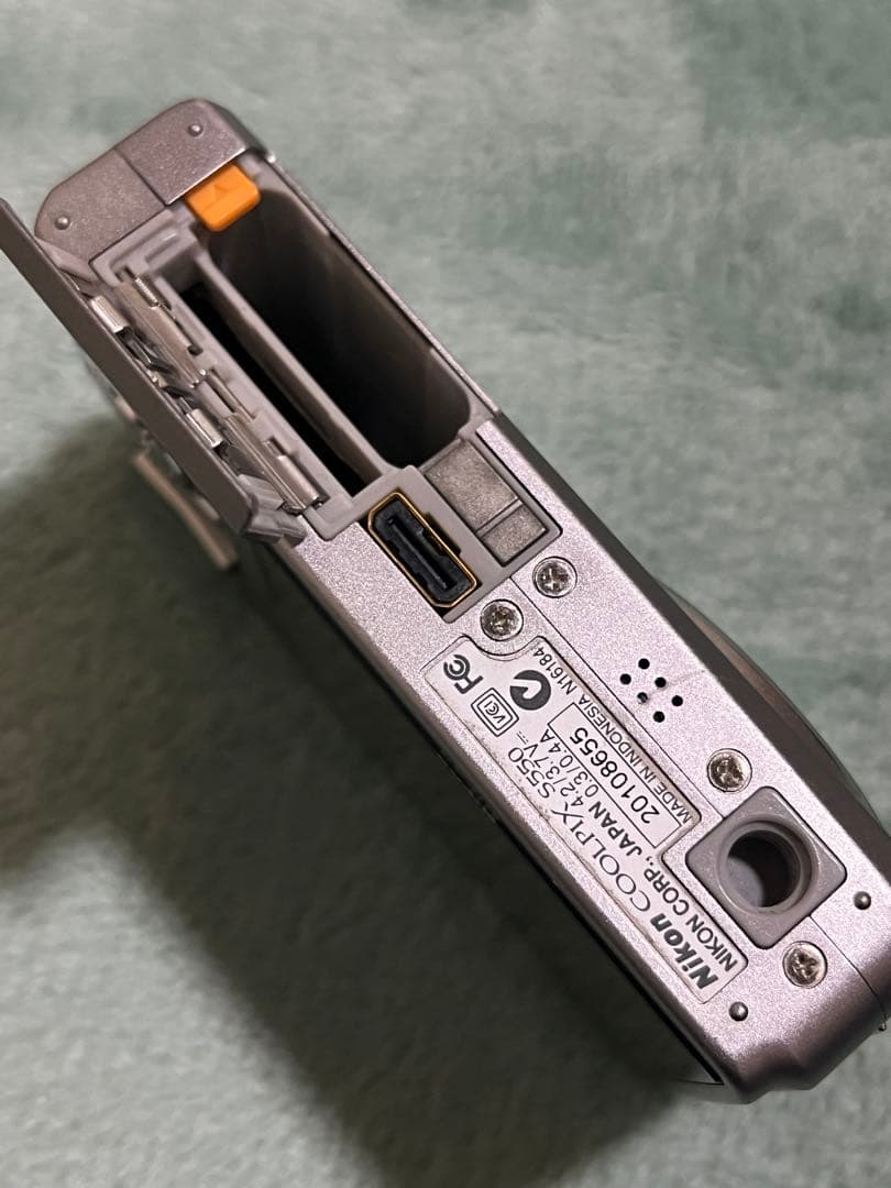 【美品】Nikon COOLPIX S550 デジタルカメラ