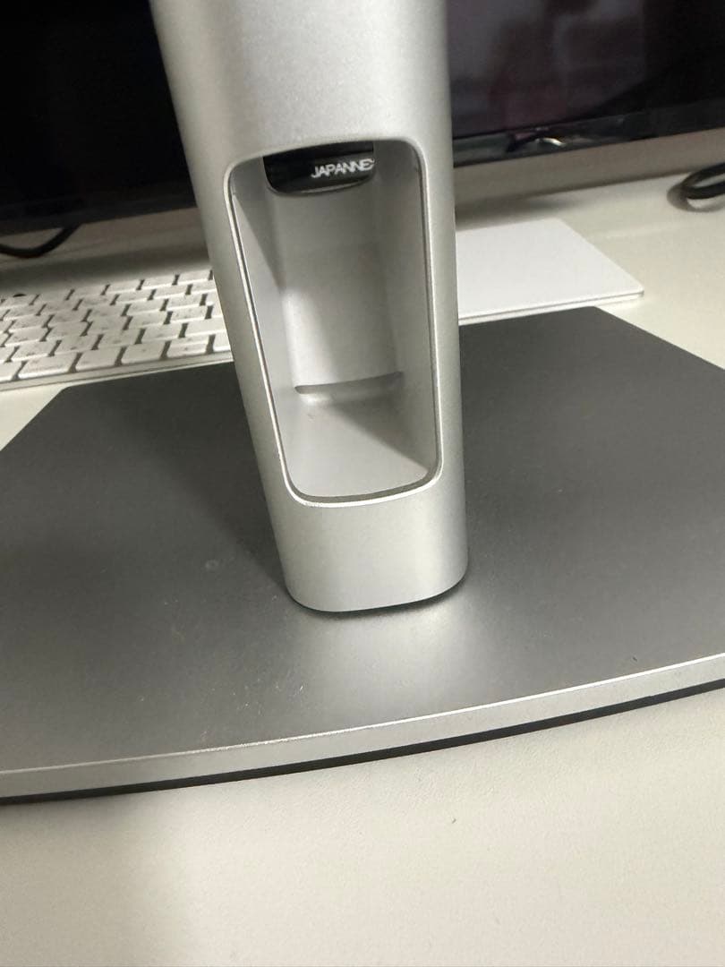 Dell U2421E 24.1インチ USB-Cハブ モニター IPSパネル