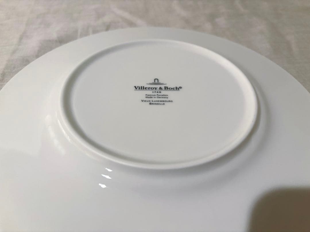 【新品　入手困難】Villeroy&Boch 白 青 ２枚セット 22cm