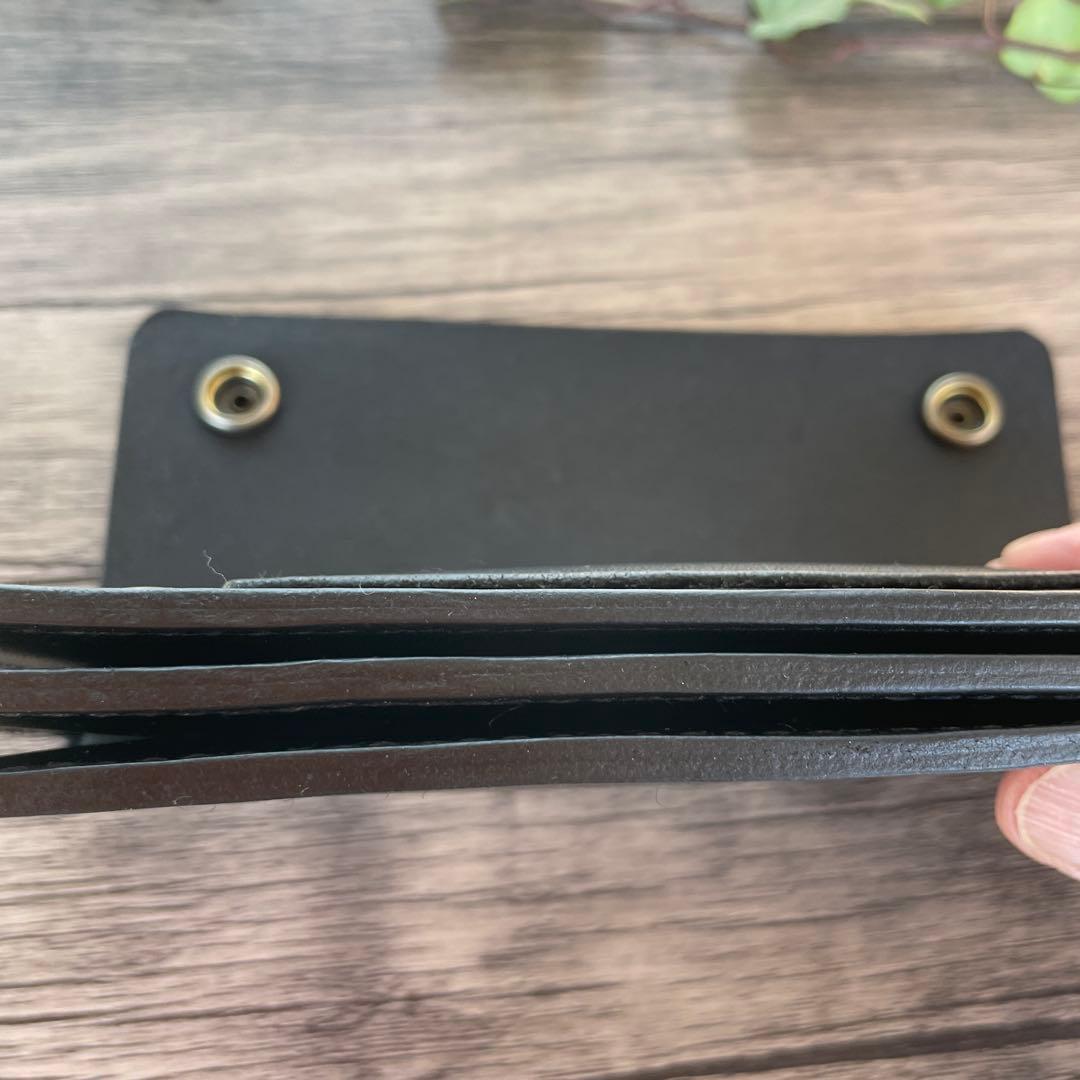 トラッカーウォレット　ブラックキップヌメ　総手縫