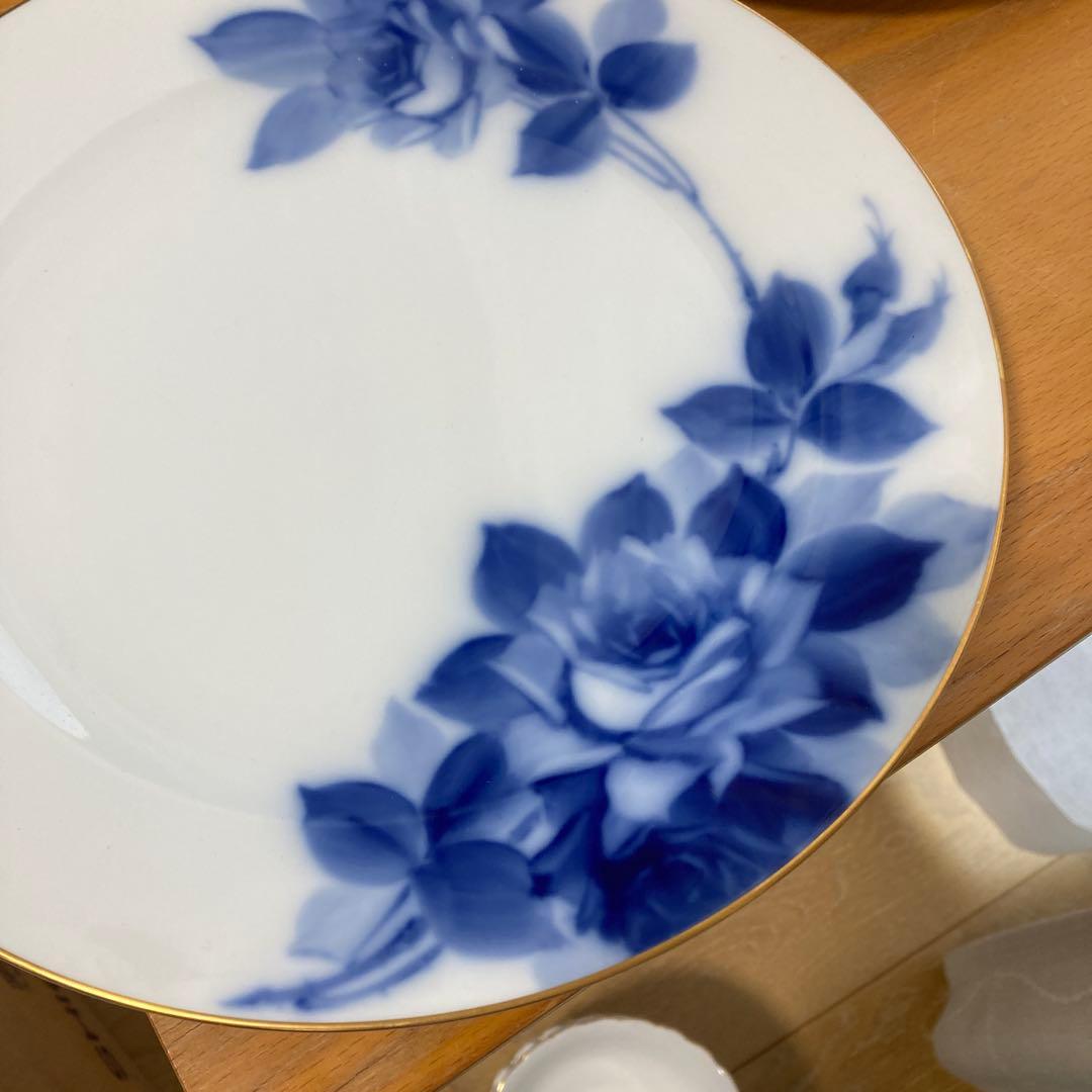 未使用　大倉陶園　大倉陶苑　ブルーローズ　3枚セット　直径約25cm