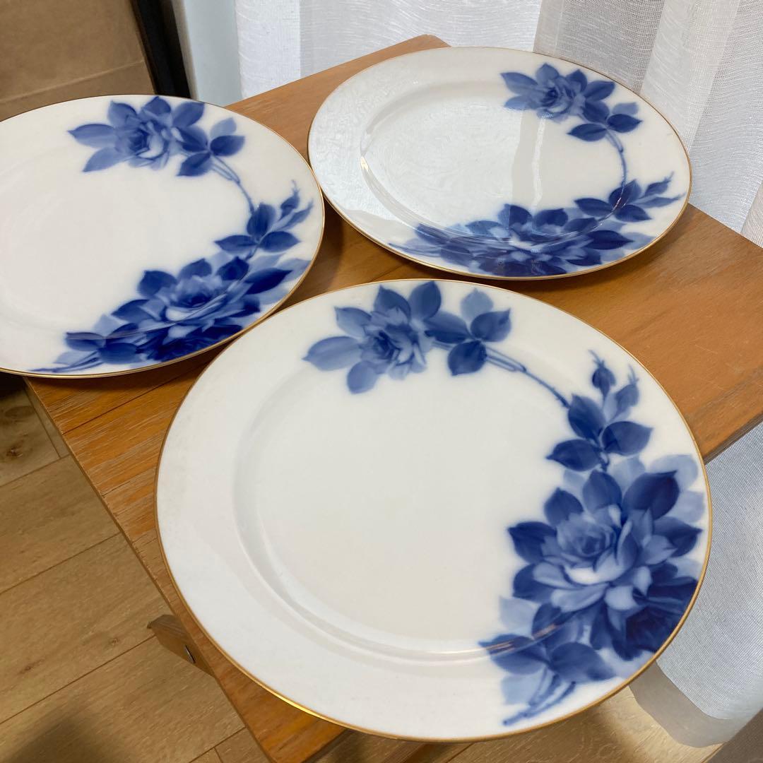 未使用　大倉陶園　大倉陶苑　ブルーローズ　3枚セット　直径約25cm