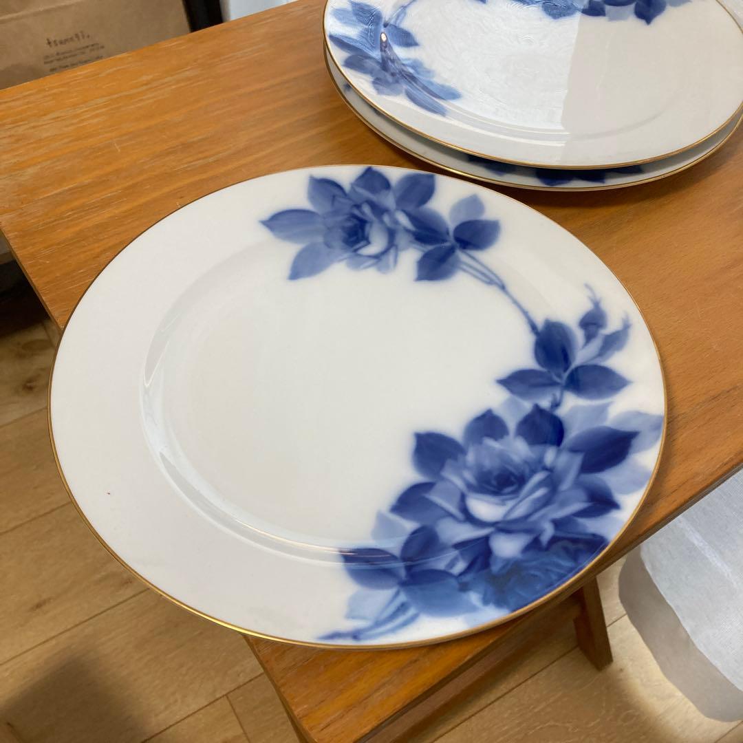 未使用　大倉陶園　大倉陶苑　ブルーローズ　3枚セット　直径約25cm