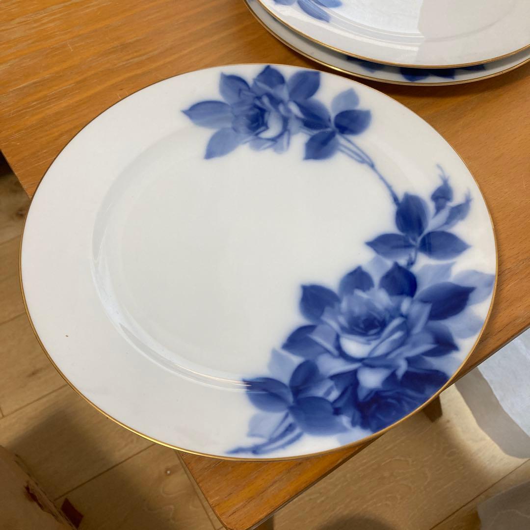 未使用　大倉陶園　大倉陶苑　ブルーローズ　3枚セット　直径約25cm