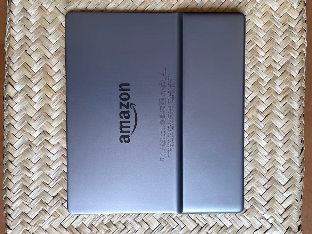 Kindle Oasis 第10世代 32GB Wifiモデル 広告あり