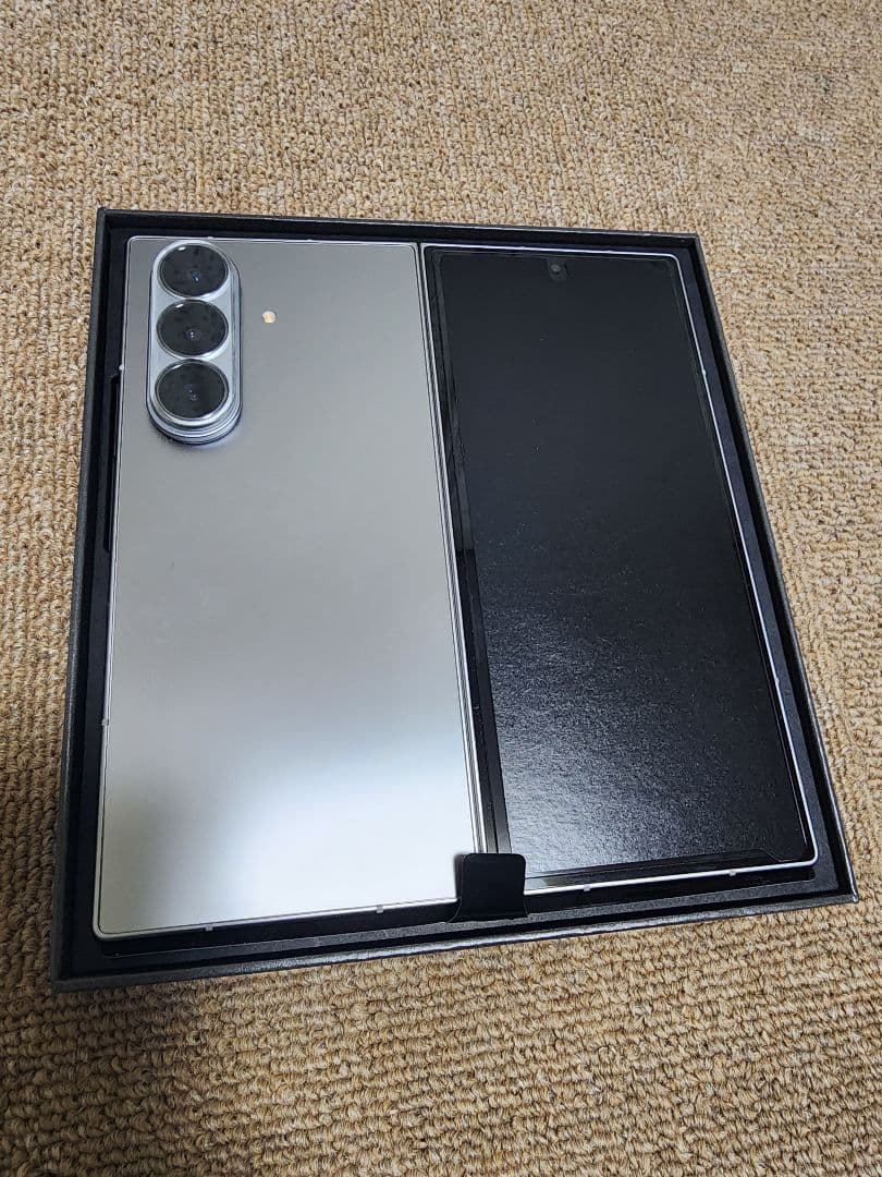 Galaxy Z FOLD7 256GB シルバー SIMフリー
