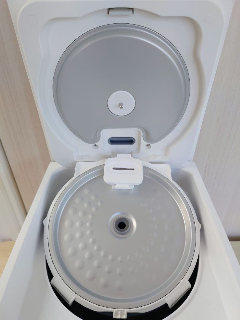 みらくる　LOCABO　糖質カット炊飯器　LOC V-3D7040-W