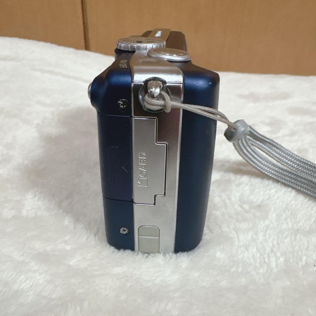 Nikon ニコン　COOLPIX E5200 オールドデジカメ