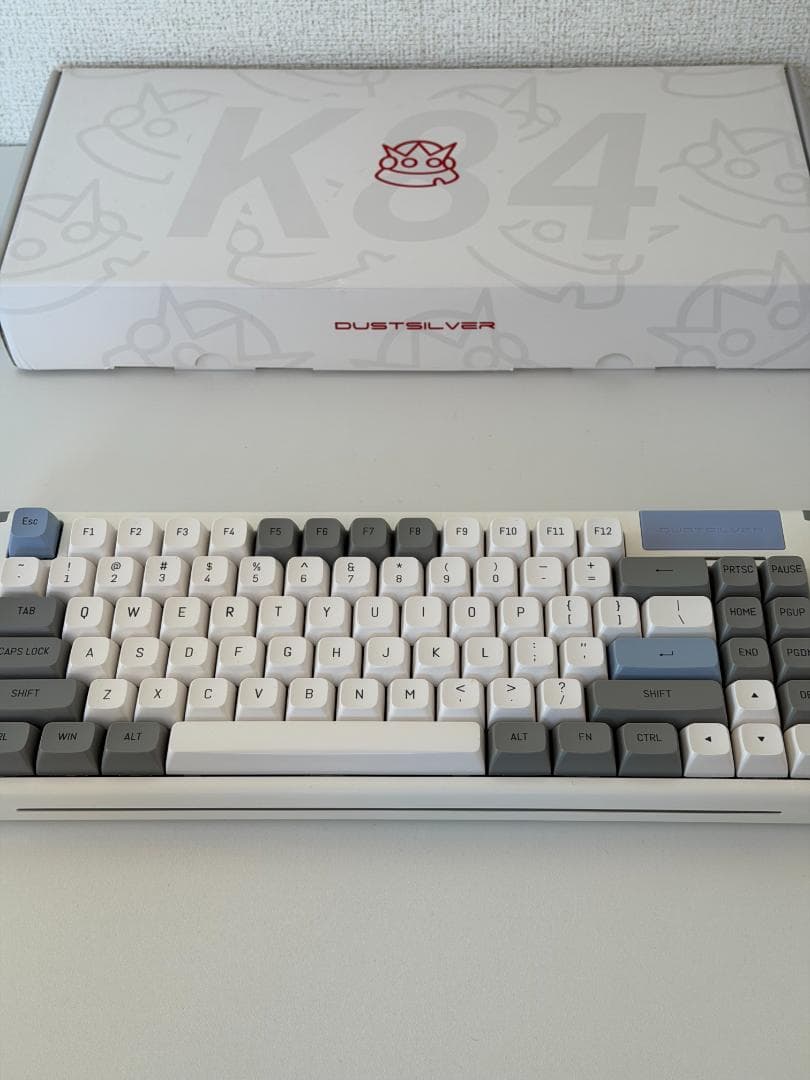 K84 メカニカルキーボード Dustsilver ほぼ未使用 箱・付属品あり