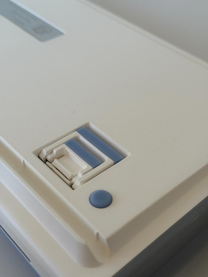 K84 メカニカルキーボード Dustsilver ほぼ未使用 箱・付属品あり