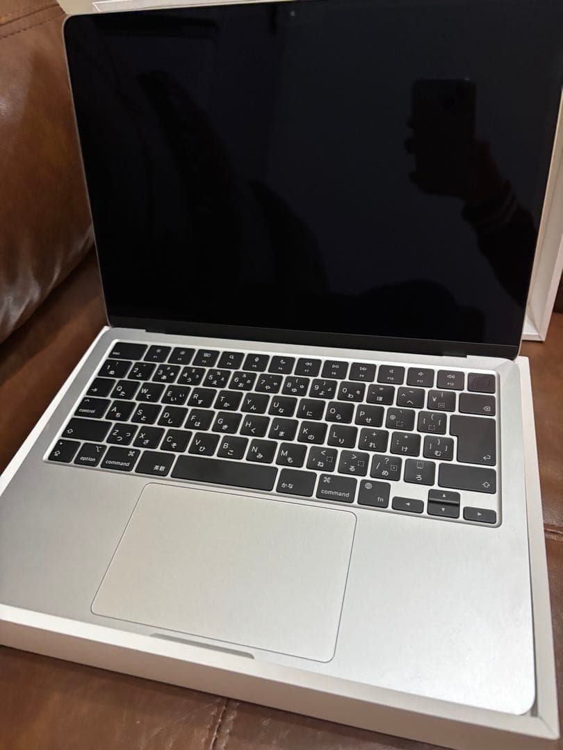 【こっとん】 【美品】MacBook Air M3 13インチ2024