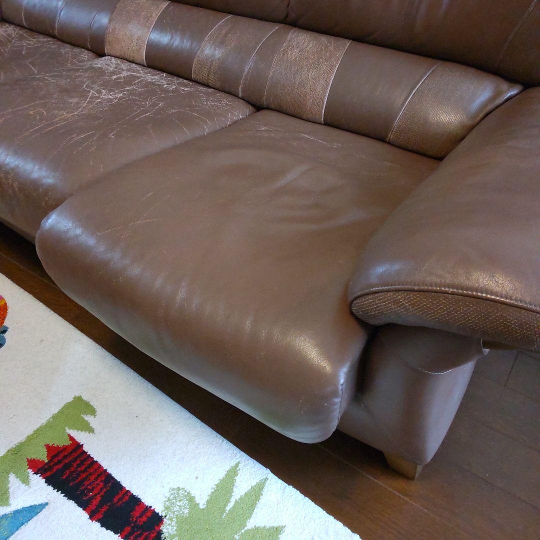 カリモク　3人掛けソファー