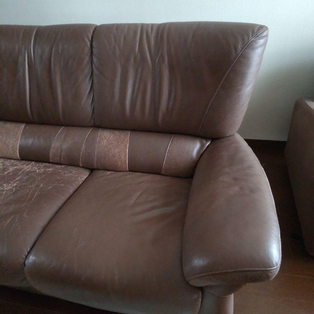 カリモク　3人掛けソファー