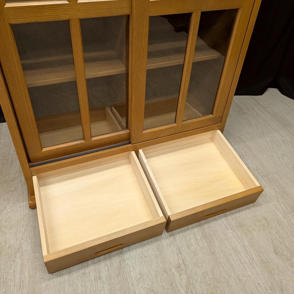 美品　大雪木工　引き戸　本棚　本箱　書棚　ブックシェルフ　キャビネット　飾り棚