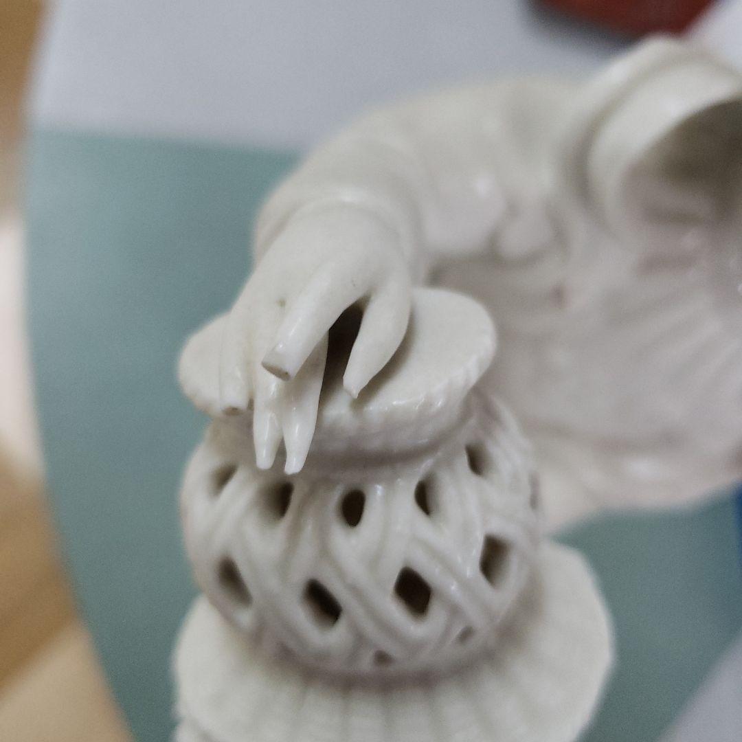 Ｂフライデー　白磁　 陶器製 女性像 置物高さ３８cm　訳有り